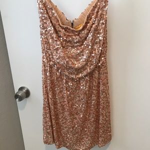 Alice + Olivia Strapless Sequin Dress in Rose Gold